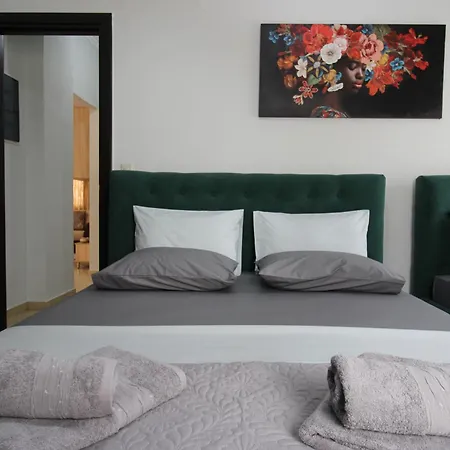 Apartment Eni - Mario Ksamil