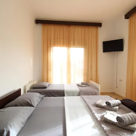 Eni - Mario Apartment Ksamil