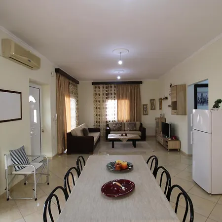 Apartment Eni - Mario Ksamil